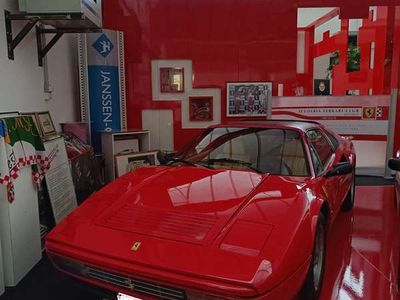 usata Ferrari 328 328GTS 3.2