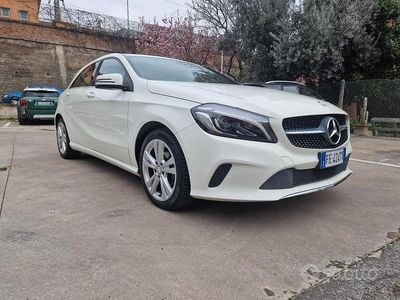 Usata Mercedes A180 Premium 109 CV (80 kW) 2016 Bianco Berlina