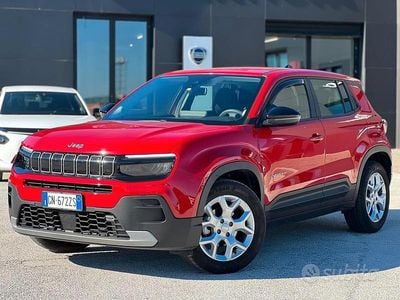 Usata Jeep Avenger Longitude 100 CV (73 kW) 2023 Rosso SUV