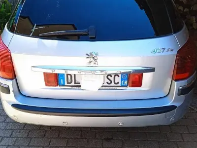 Usata Peugeot 407 136 CV (100 kW) 2008 Grigio Station wagon