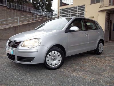 Usata VW Polo Comfortline 75 CV (55 kW) 2005 Argento Utilitaria