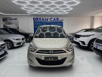 Usata Hyundai i10 Premium 84 CV (61 kW) 2012 Beige Utilitaria