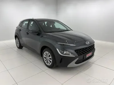 Usata Hyundai Kona 120 CV (88 kW) 2022 Grigio SUV