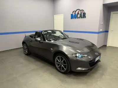 Usata Mazda MX5 Exclusive-Line 184 CV (135 kW) 2024 Machine grey Cabrio
