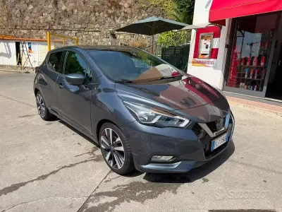 Usata Nissan Micra Tekna 90 CV (66 kW) 2018 Grigio Utilitaria