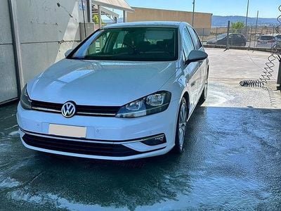 Usata 2017 VW Golf VII Berlina | 16.900 € (Buon prezzo)