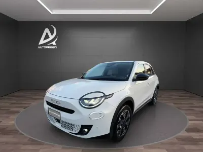 Usata Fiat 600 La Prima 110 CV (80 kW) 2025 Bianco SUV