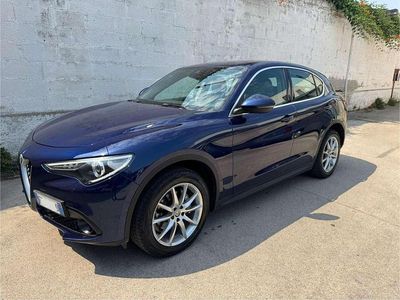 Usata Alfa Romeo Stelvio Executive 209 CV (153 kW) 2019 Blu/azzurro SUV