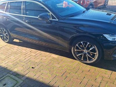Usata Volvo V60 Business Edition 197 CV (144 kW) 2021 Nero Station wagon