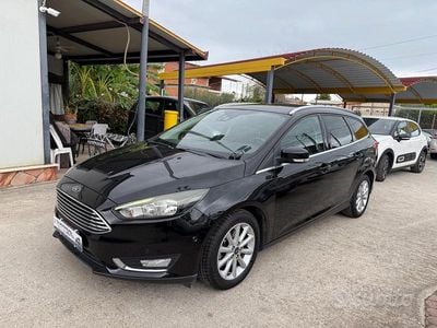 Usata Ford Focus Titanium 120 CV (88 kW) 2015 Nero Berlina