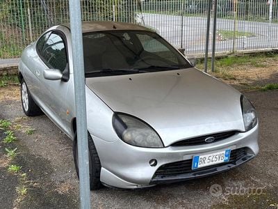 Usata Ford Puma Zetec 103 CV (75 kW) 2001 Grigio Coupé