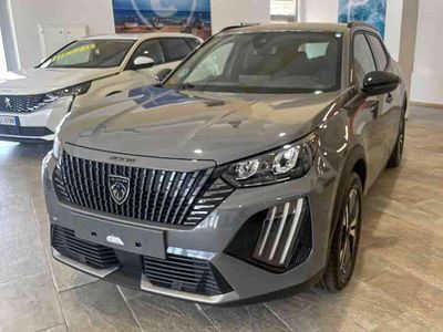 Usata Peugeot 2008 Allure 101 CV (74 kW) 2024 Grigio SUV