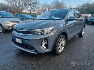 Usata Kia Stonic Urban 84 CV (61 kW) 2022 Grigio SUV