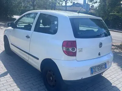 Usata VW Fox 54 CV (39 kW) 2008 Bianco Utilitaria