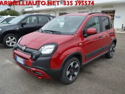 Usata Fiat Panda Cross Cross 70 CV (51 kW) 2024 Blu/azzurro(met.) Utilitaria