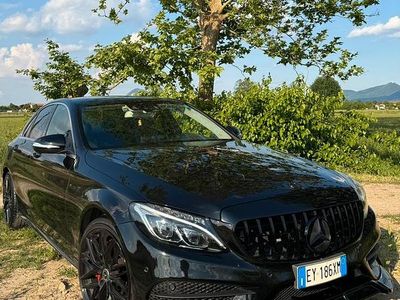 Usata Mercedes C220 AMG line 170 CV (125 kW) 2015 Nero Berlina
