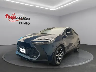 Usata Toyota C-HR Trend 197 CV (144 kW) 2024 Dark teal mica SUV