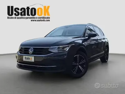 Usata VW Tiguan 122 CV (89 kW) 2023 Grigio SUV