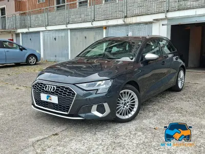 Usata Audi A3 Business 116 CV (85 kW) 2021 Grigio Berlina