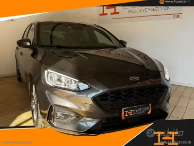 Usata Ford Focus ST-Line 120 CV (88 kW) 2019 Grigio Berlina
