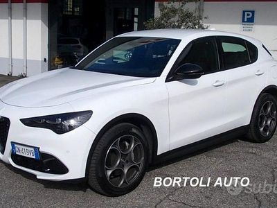 Usata Alfa Romeo Stelvio Sprint 210 CV (154 kW) 2023 Bianco SUV