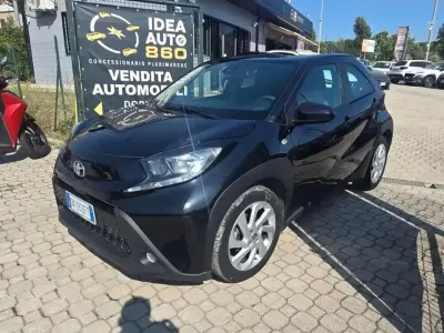 Usata Toyota Aygo X Active 72 CV (52 kW) 2022 Nero SUV