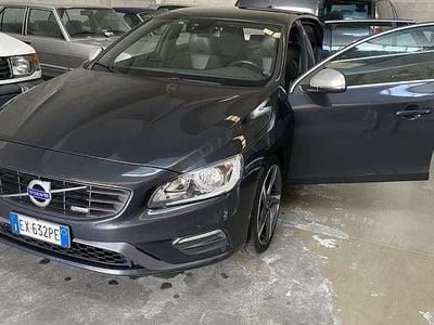 Usata Volvo V60 Kinetic 163 CV (119 kW) 2015 Station wagon