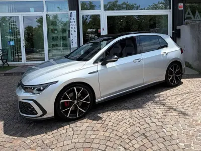 Usata VW Golf VIII GTD 200 CV (147 kW) 2022 Argento Berlina