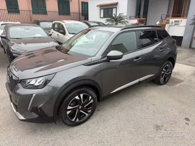 Usata Peugeot 2008 Allure 110 CV (80 kW) 2021 Grigio SUV