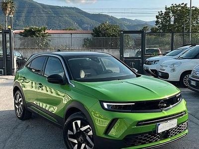 Usata Opel Mokka 100 CV (73 kW) 2024 Verde SUV
