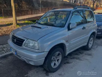 Usata Suzuki Vitara 2003 Grigio SUV