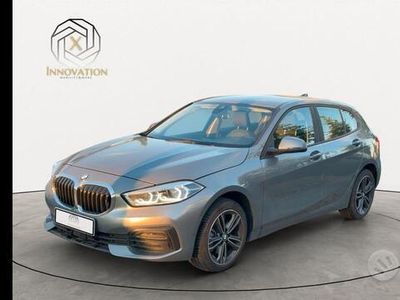 Usata BMW 118 150 CV (110 kW) 2023 Grigio Utilitaria