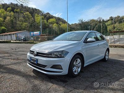 Usata VW Polo Comfortline 75 CV (55 kW) 2019 Bianco Utilitaria