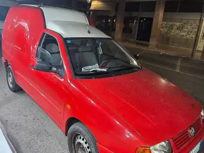 Usata VW Caddy 64 CV (47 kW) 1997 Rosso Monovolume