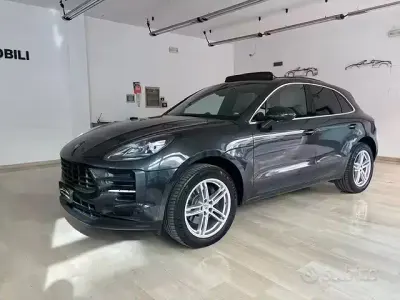 Gebraucht Porsche Macan 246 PS (180 kW) 2021 Grau SUV