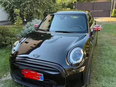 Usata Mini Cooper Classic 136 CV (100 kW) 2023 Nero Utilitaria