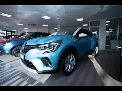 Usata Renault Captur Intens 160 CV (117 kW) 2020 Grigio SUV