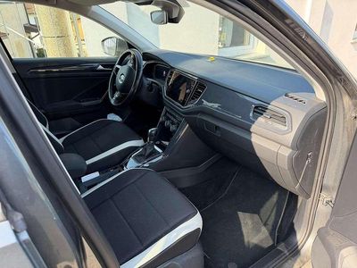 Usata VW T-Roc Advance 150 CV (110 kW) 2019 Grigio SUV