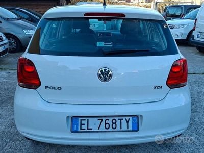 Usata VW Polo Trendline 75 CV (55 kW) 2012 Bianco Utilitaria