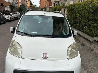 Usata Fiat Qubo Trekking 77 CV (56 kW) 2012 Bianco Monovolume
