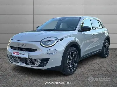 Usata Fiat 600 La Prima 114 kW (156 CV) 2023 Grigio SUV