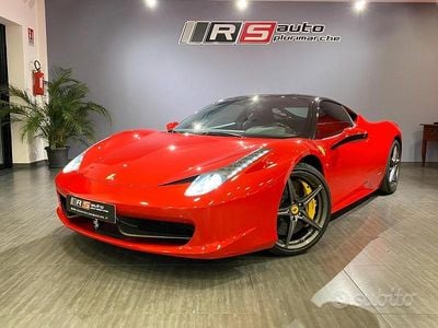 Usata Ferrari 458 570 CV (419 kW) 2011 Rosso Coupé