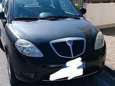 Usata Lancia Ypsilon 2010 Utilitaria