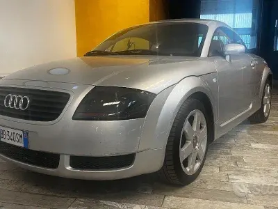 Usata Audi TT 179 CV (131 kW) 1999 Grigio Coupé
