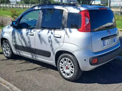 Usata Fiat Panda Easy 95 CV (69 kW) 2017 Argento Utilitaria