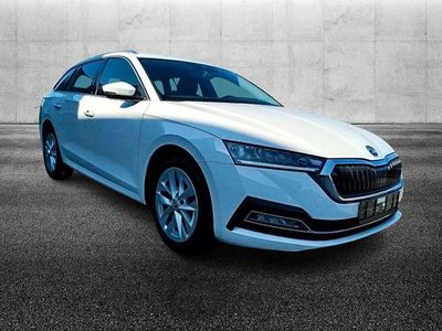 Usata Skoda Octavia Style 116 CV (85 kW) 2023 Bianco Station wagon