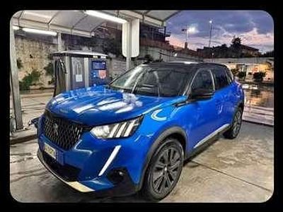 Usata Peugeot 2008 GT-line 131 CV (96 kW) 2020 Blu/azzurro SUV