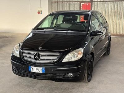 Usata Mercedes B170 116 CV (85 kW) 2008 Nero Monovolume