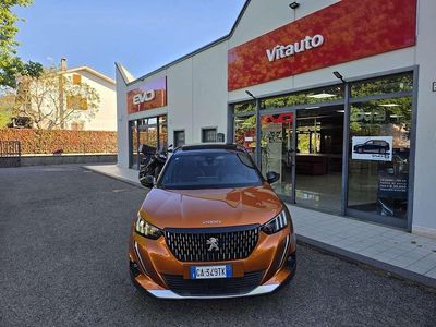 Usata Peugeot 2008 GT 155 CV (114 kW) 2020 Arancione SUV