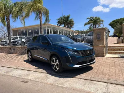 Usata Peugeot 3008 Allure 131 CV (96 kW) 2023 Blu SUV